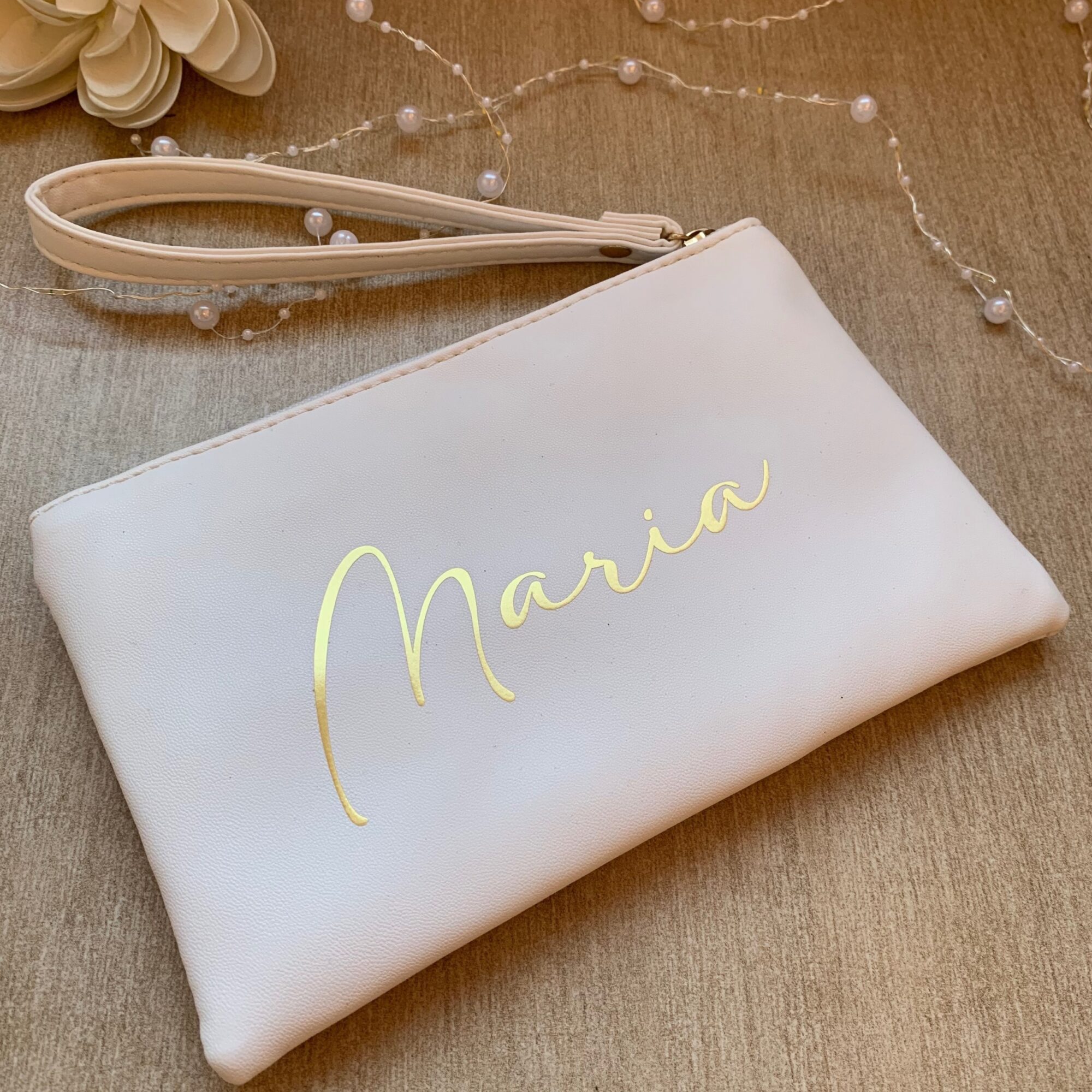 Estuche de mano blanco personalizado